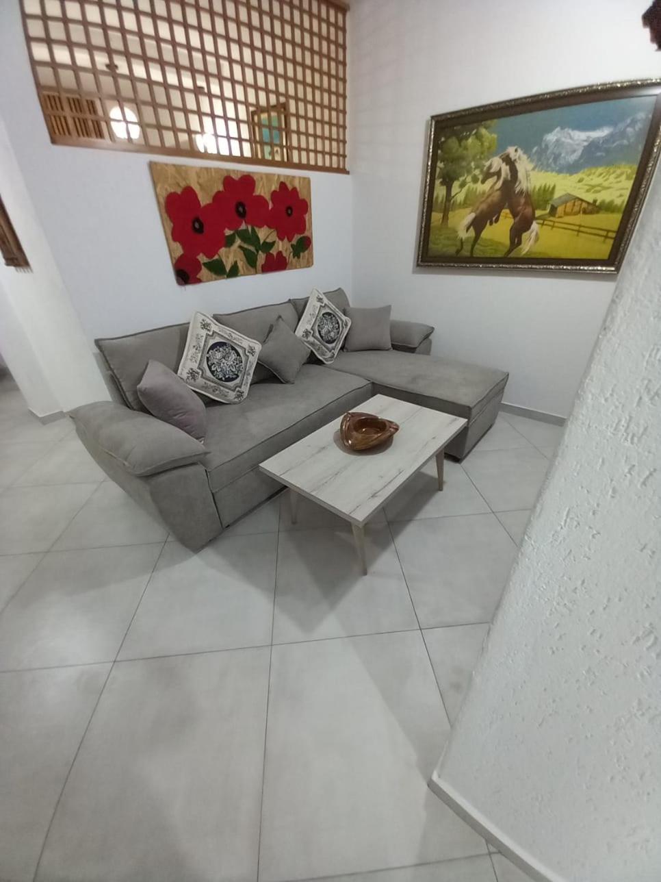 Villa Heljos Apartaments Vlorë Zimmer foto